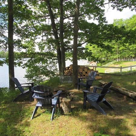 Lake House Lodge Lupton Exterior foto