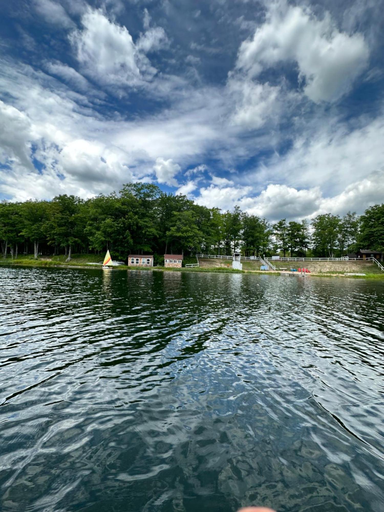 Lake House Lodge Lupton Exterior foto